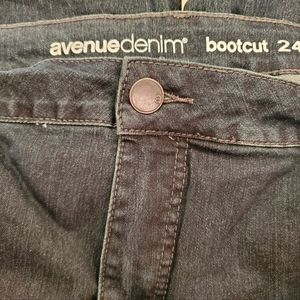 Bootcut jeans